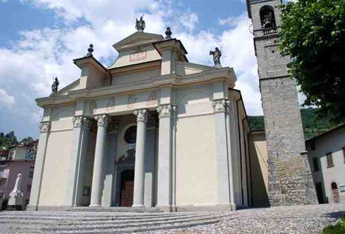 Chiesa Parrocchiale di S. Martino Vescovo Chiesa / Chiostro / Convento