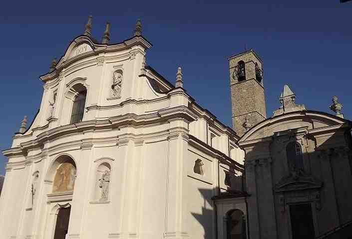 Chiesa Parrocchiale Sant'Antonio da Padova Chiesa / Chiostro / Convento